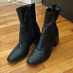 Dolce vita indiga bootie